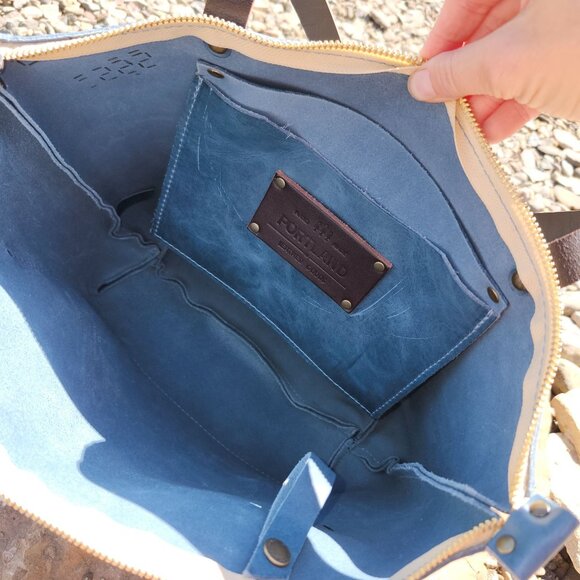 Portland Leather Limited Edition Leather Tote Bag Medium Zipper Aqua Brown Strap - Picture 7 of 12